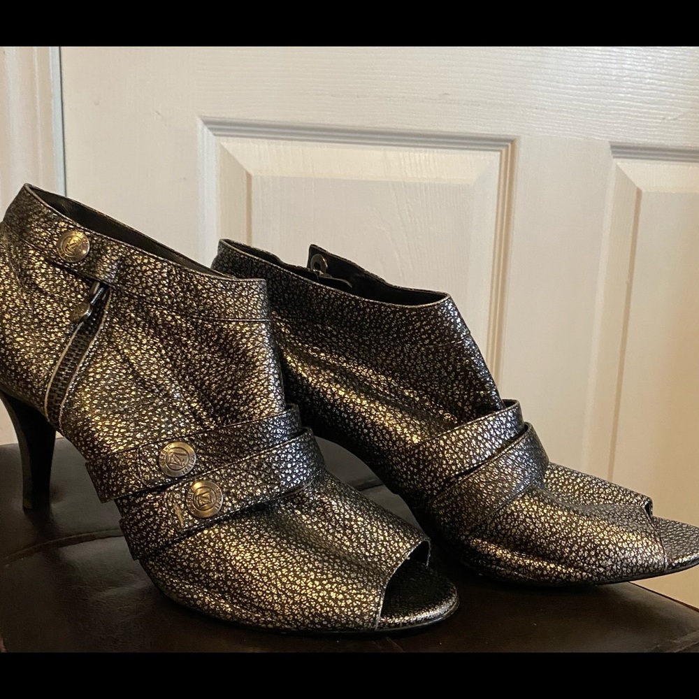 Velvet Angels leather ankle boots.